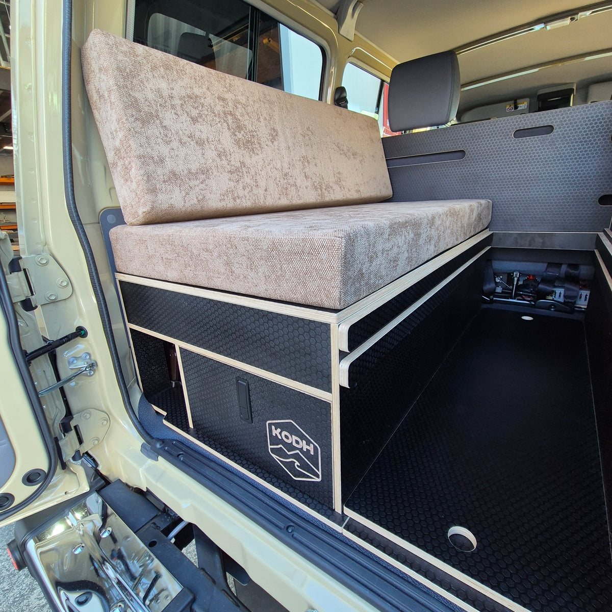 Troopy Inside Troopy Flex Kit — 75/78 Series LandCruiser Camper Fitout – KODH Fitouts